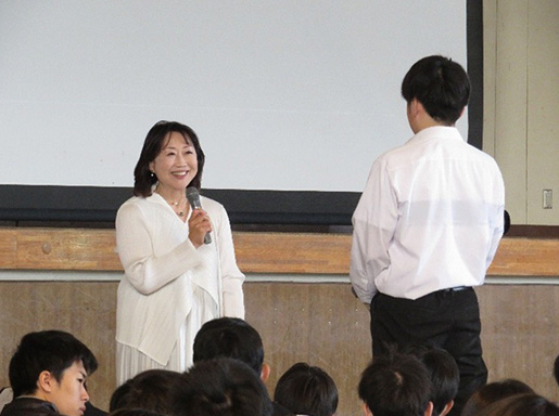 熊谷市赤十字奉仕団と高校生の協働による取組み3