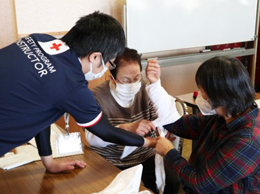 赤十字短期講習会5